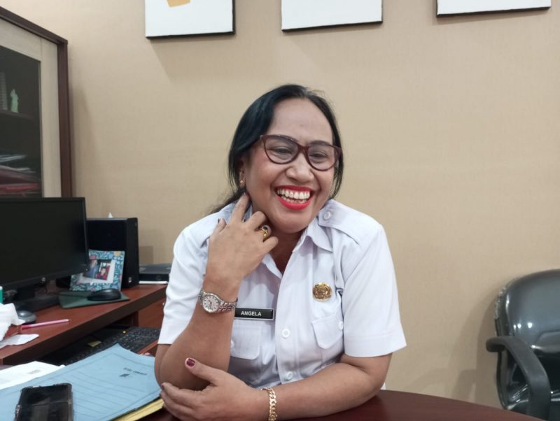 Kepala Dinas Dukcapil Kota Kupang, Angela Tamo Inya, S.IP, MM